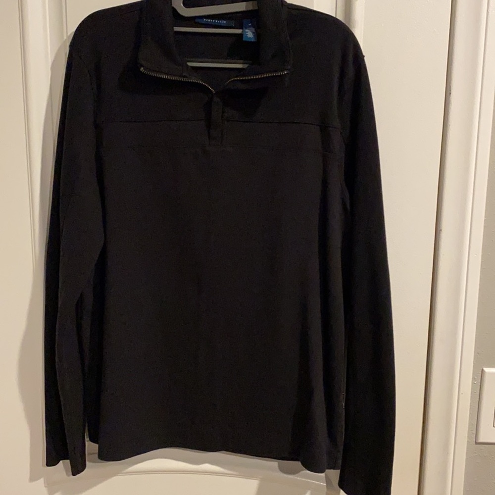 Perry Ellis long  sleeve collared shirt
Please view pictures - Picture 3 of 8
